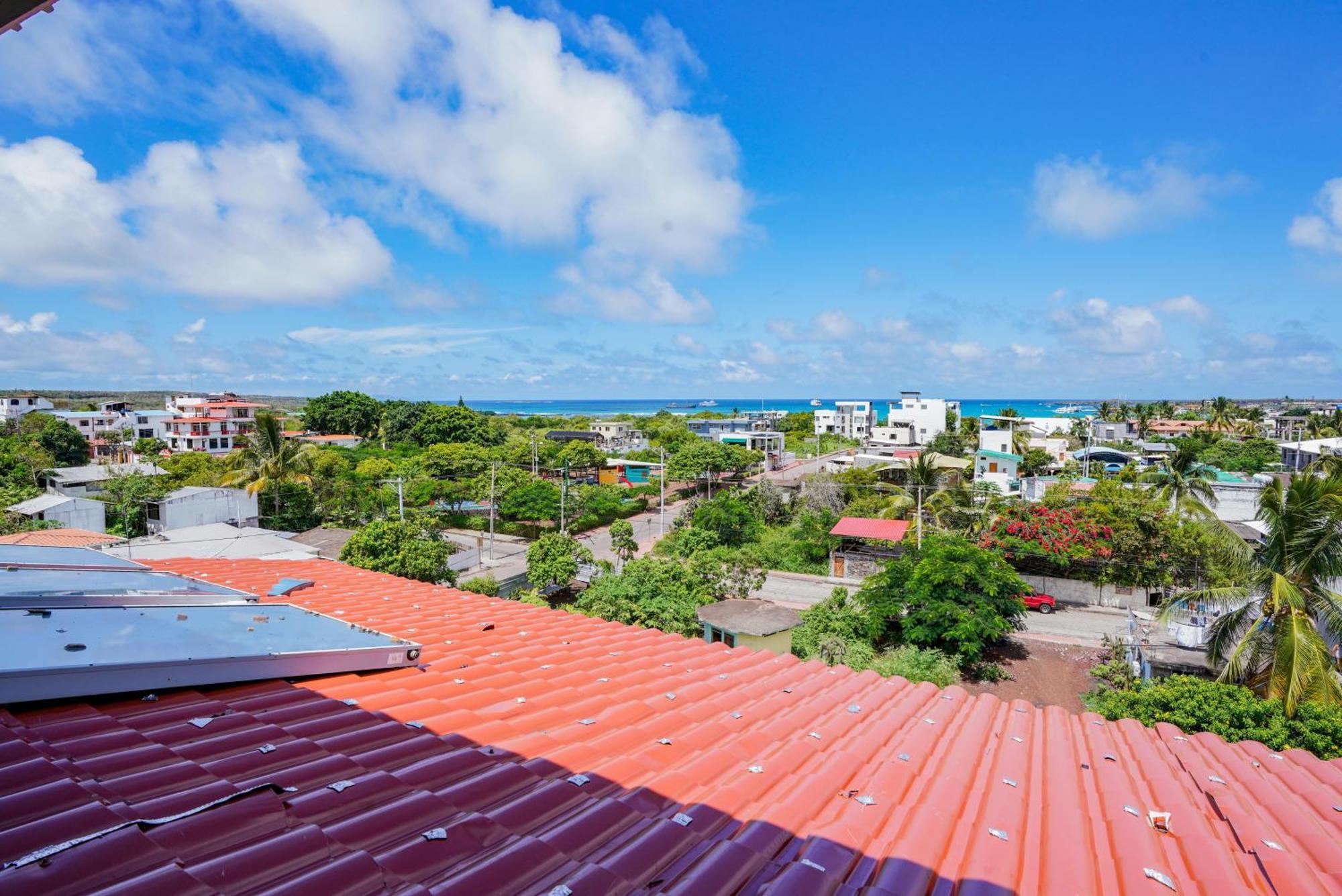 Galapagos Verde Azul Puerto Ayora  Buitenkant foto